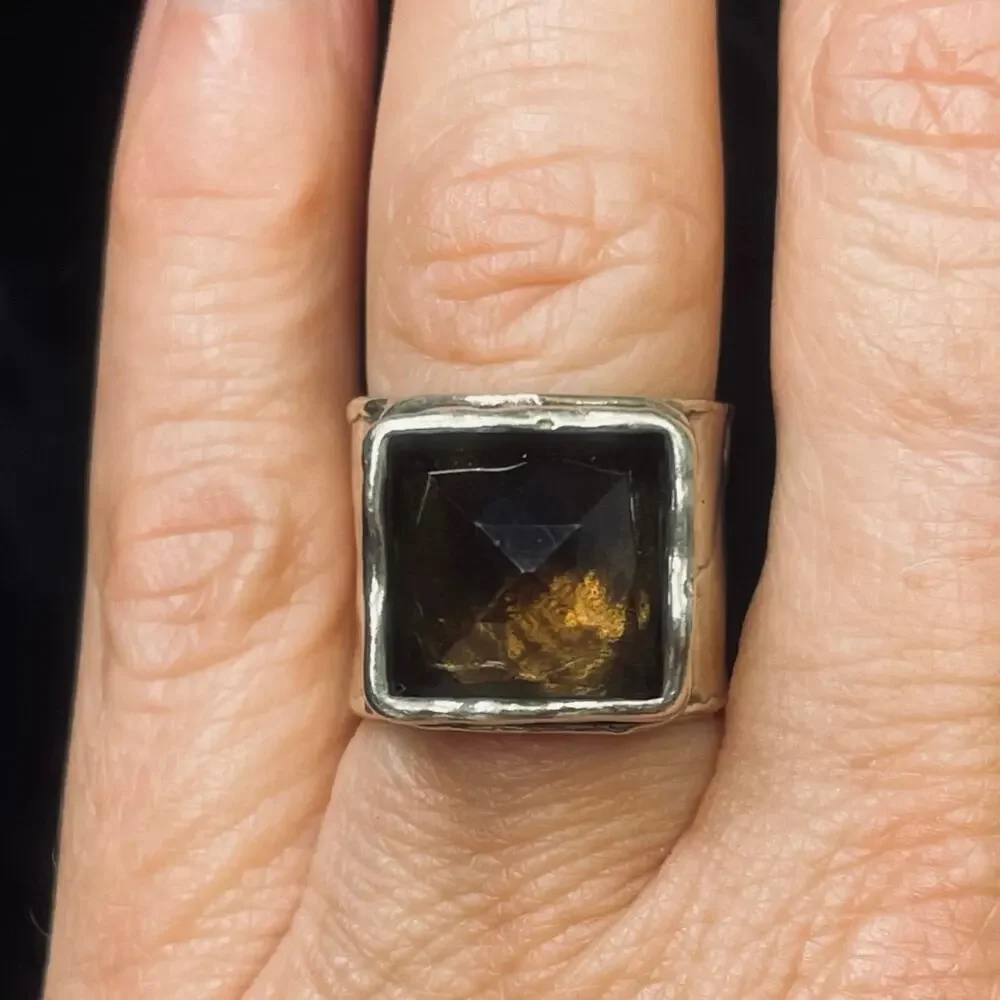 EUC - Retired Silpada Dusk Til Dawn Smokey Quartz Hammered Sterling Silver Ring